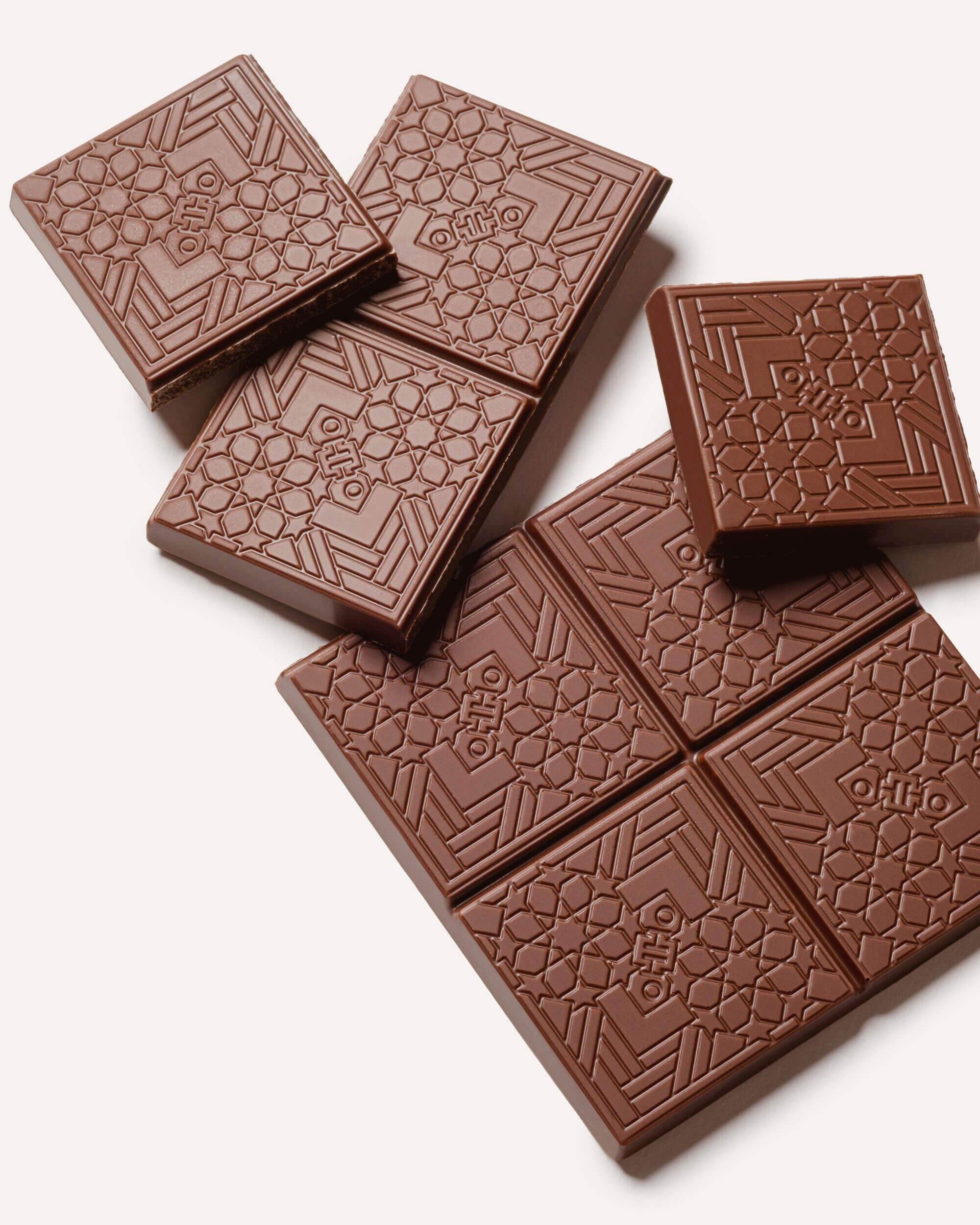 CBNight Milk Chocolate, Salted Caramel - Image 3